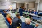 Uczestnicy spotkania w Tarnowie podczas dyskusji