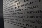 Nazwiska uwiecznione na ścianie Muzeum Pamięci Mieszkańców Ziemi Oświęcimskiej