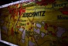 Podświetlony fragment mapy z zaznaczonym miejscem i nazwą Auschwitz