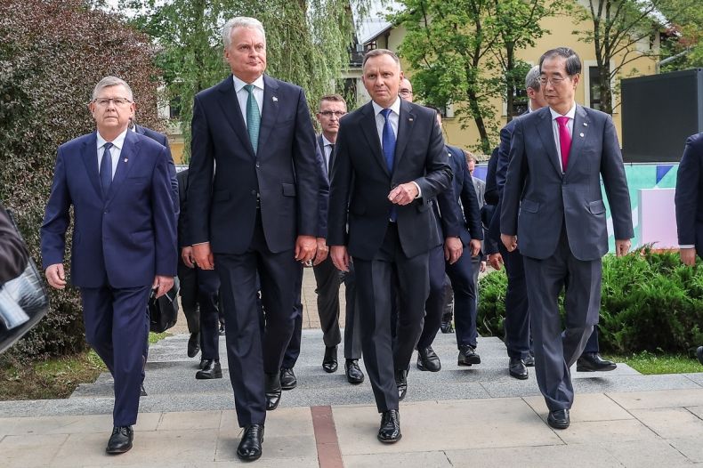 Prezydenci RP i Litwy, Premier Korei i Marszałek Województwa Małopolskiego