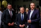 Marszałek Łukasz Smółka oraz radni województwa Rafał Stuglik i Piotr Dziurdzia