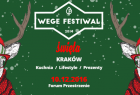 Na zdjęciu dwa renifery en face, w czapkach mikołajowych. pomiędzy nimi napis: wege festiwal, kraków, święta, kuchnia, 10 grudnia 2105 , forum przestrzenie