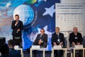 Przejdź do: FE: Samorządowcy i przedstawiciele świata biznesu obradują na Forum Regionów