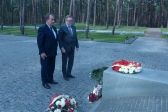 Przejdź do: W hołdzie zamordowanym Polakom
