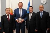 Przejdź do: Delegacja kurdyjska w UMWM