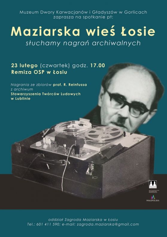 Plakat. w centralnym miejscu magnetofon szpulowy a za nim mężczyzna. widac mu tylko głowę. na plakacie dodatkowo informacje zawarte w artykule