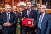Przejdź do: Marszałek Krupa wyróżniony medalem św. Józefa