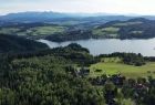 Krajobraz z widokiem na Jezioro Czorsztyńskie i Tatry