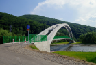 Zdjęcie przedstawia most na trasie Velo Dunajec