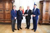 Przejdź do: Zarząd województwa spotkał się z nowym dyrektorem WUP-u