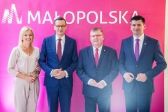Przejdź do: FE: Premier Mateusz Morawiecki odwiedził pawilon Małopolski
