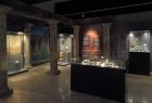 Naczynia i narzędzia na wystawie o Pompejach w Muzeum Archeologicznym w Krakowie