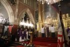 Msza święta w katedrze Wawelskiej, widok na ołtarz