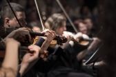 Przejdź do: Zmieniony rytm wydarzeń muzycznych