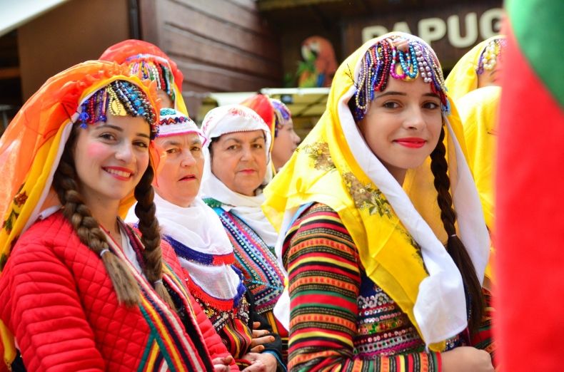 Na zdjęciu uczestniczki Festiwalu Folkloru Ziem Górskich w 2019