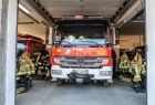 wóz strażacki w Domu Strażaka w Łabowej
