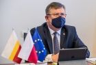 Marszałek Witold Kozłowski podczas negocjacji