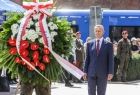 Wicewojewoda Józef Leśniak z wieńcem
