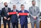 otwarcie WUP-u w Oświęcimiu, kilka osób na zdjęciu w tym marszałek Witold Kozłowski