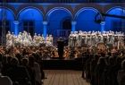Prapremiera opery na Wawelu - widok na scenę z oddali