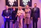 Nowy Sącz MCK Sokół , wystawa Andy Warhol. Marszałek Małopolski Witold Kozłowski, Konsul Generalny Słowacji Tomas Kasaj, radna województwa Marta Mordarska, dyrektor Departamentu Kultury i Dziedzictwa Narodowego UMWM Monika Gubała