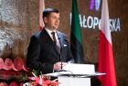 Kopalnia Soli w Wieliczce, koncert patriotyczny z okazji odzyskania przez Polskę niepodległości. Przemówienie wicemarszałka Łukasza Smółki. 
