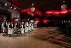 W Kopalni Soli w Wieliczce, koncert patriotyczny z okazji odzyskania przez Polskę niepodległości. Występ artystów w strojach ludowych. 