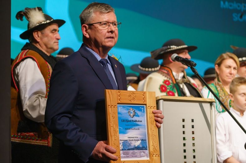 Opera Góralska, CK Sokół, Nowy Sącz, Widowisko Ojciec Święty Jan Paweł II na Podhalu, Opera Góralska w IV odsłonach. Marszałek Województwa Małopolskiego Witold Kozlowski 