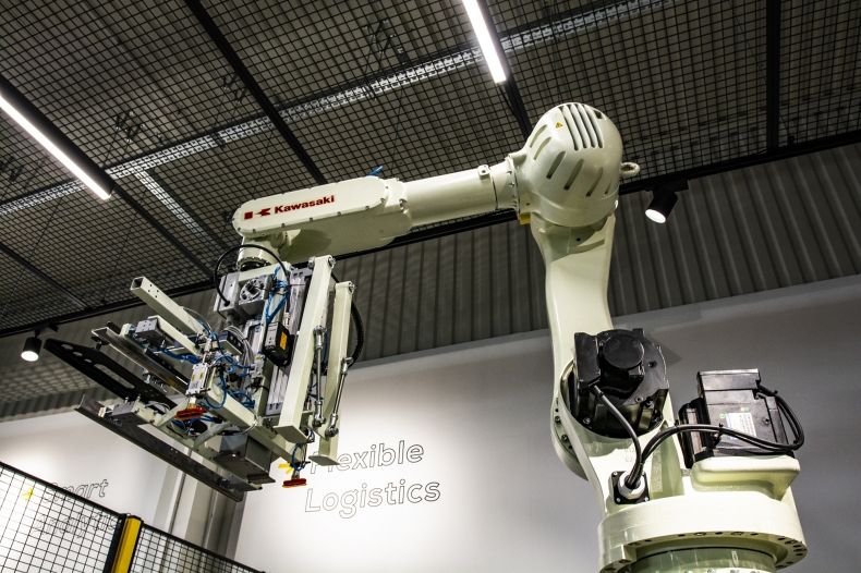 robot w astor robotics center