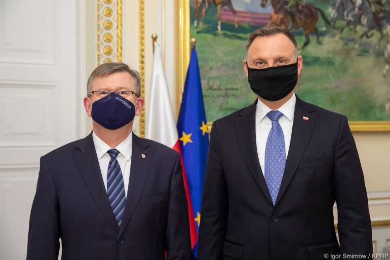 marszałek Witold Kozłowski oraz prezydent Polski Andrzej Duda w Pałacu Prezydenckim