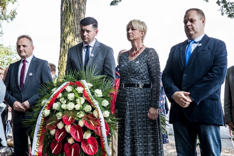 Złożenie wieńca od Samorządu Województwa Małopolskiego