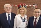 Uczestnicy obchodów jubileuszowych, wśród nich wicemarszałek Józef Gawron