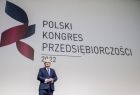 Wicemarszałek Józef Gawron na scenie podczas gali