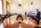 Konferencja dotycząca podpisania umowy, widok na salę
