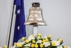 zbliżenie na dzwon kościelny podczas uroczystej Eucharystii pod przewodnictwem Metropolity Krakowskiego abp. Marka Jędraszewskiego