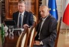 Marszałek Witold Kozłowski podczas spotkania roboczego w sprawie obwodnicy