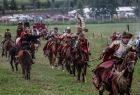 pozorowanie walki konnych rycerzy