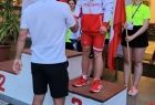 Dekoracja sportowców, wręczenie brązowego medalu