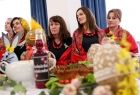 Uczestniczki barwnego wielkanocnego festiwalu w Stryszowie