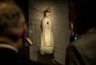 Figura Matki Bożej Fatimskiej na ekspozycji w muzeum.