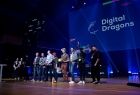 Laureaci Digital Dragons Awards na scenie podczas gali