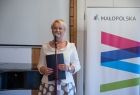 Iwona Gibas przy mikrofonie