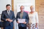 Wspólne zdjęcie z beneficjentem