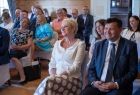 Widok na gości wydarzenia siedzących w rzędzie