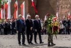 Złożenie kwiatów od Samorządu Województwa