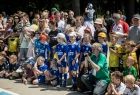 Publiczność pokazu karate zachwycona pokazem