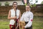 Marta Malec-Lech z karabinem i sanitariuszką
