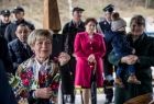 mieszkańcy Iwkowej w tężni podczas otwarcia