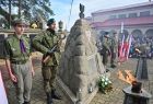 Uroczysta warta przed Pomnikiem Nieznanego Żołnierza w Brzesku
