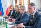 Marszałek Witold Kozłowski i przedstawiciele władz samorządowych z Małopolski i Turyngii.